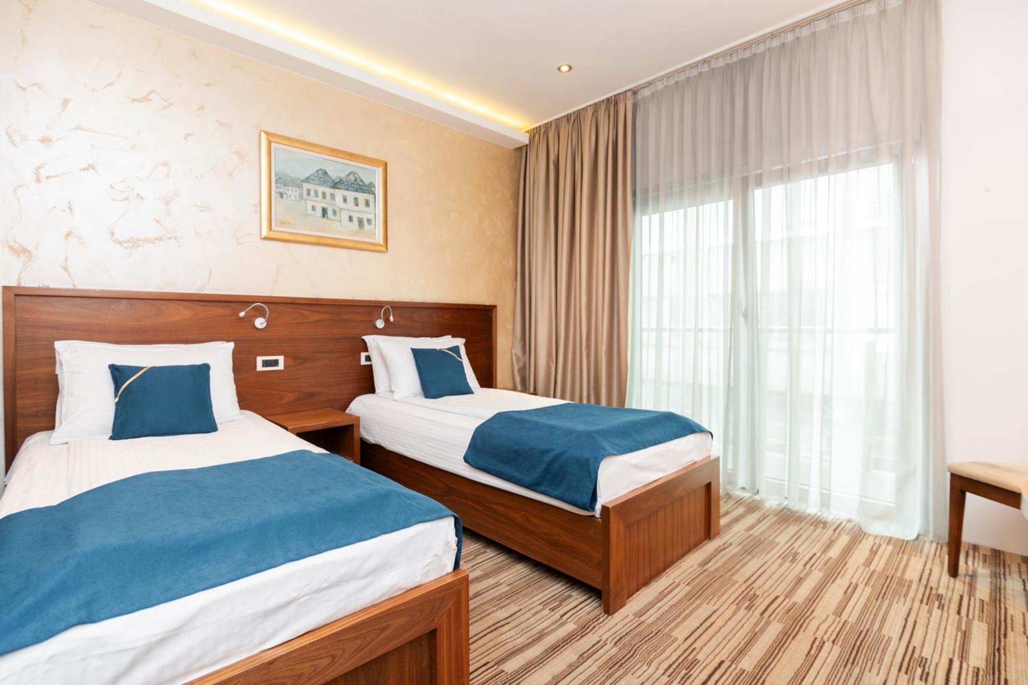 Bistrik Center Hotel